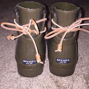 Sperry Rainboots